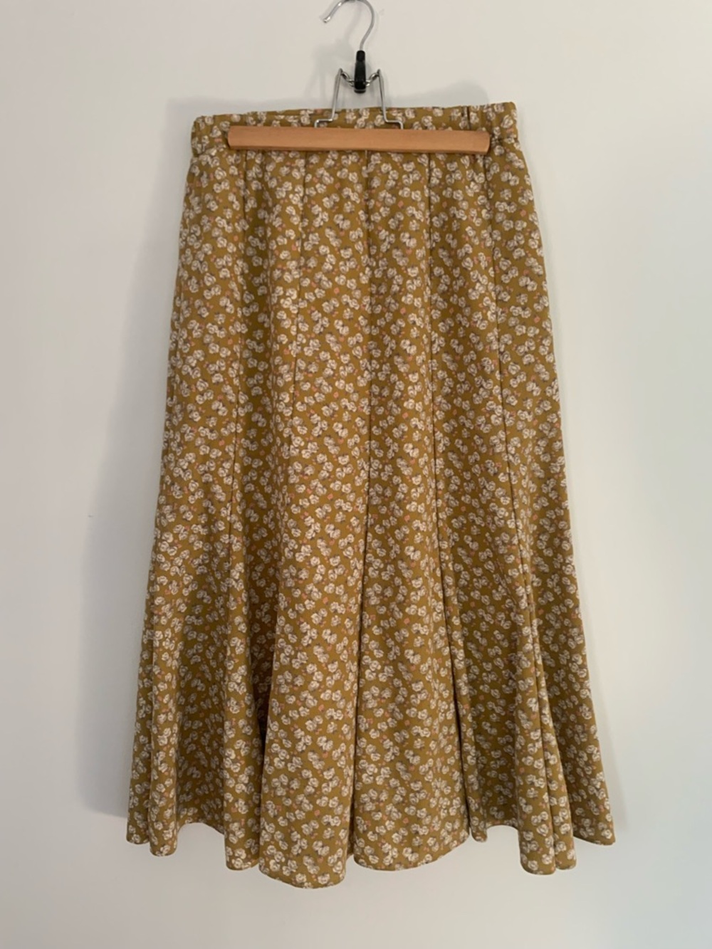 Vintage Floral A-Line Midi Skirt